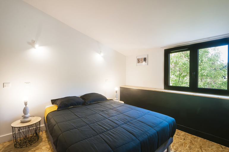 Bedroom 2, Villa Courreau, Gironde