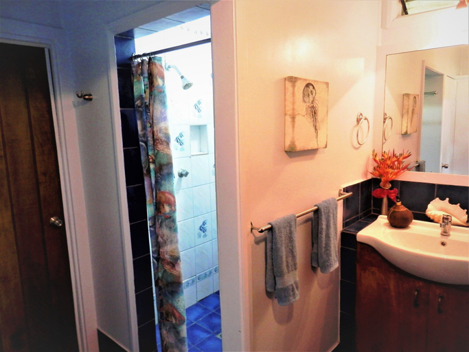 Bathroom 4, Sigasiga Sands Boutique Bungalows, Cakaudrove