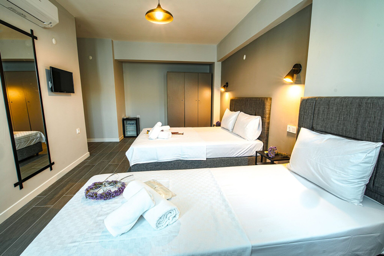 Bedroom 4, İrinikos Otel, Bozcaada