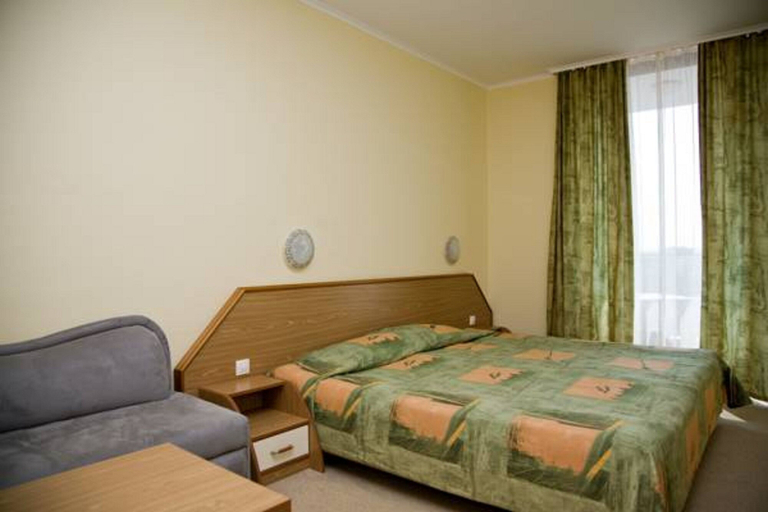 Bedroom 3, Hrizantema- All Inclusive Hotel, Nesebar