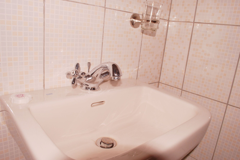 Bathroom, Seb Hotel, Jinja