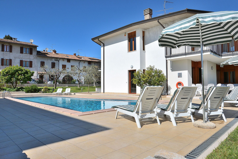 Exterior & Views 2, Cà Le Terrazze With Pool, Verona
