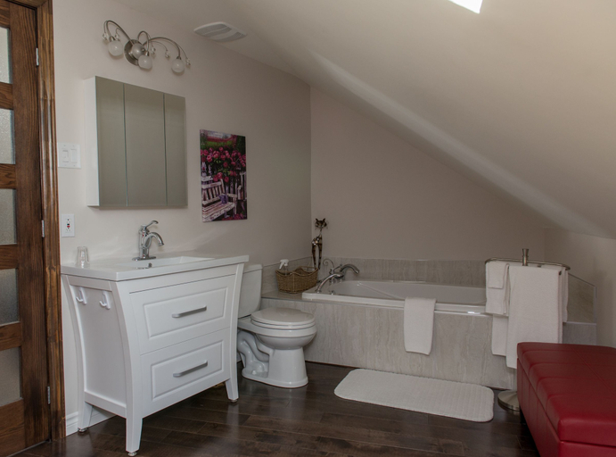 Bathroom, Appartements aux 4 roues, Le Fjord-du-Saguenay