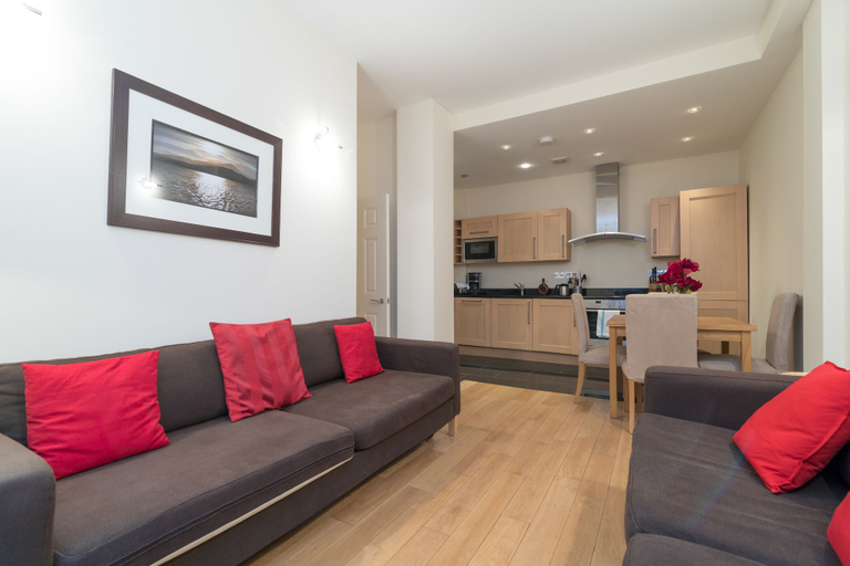 Others 5, Covent Garden by Austin David Apartments, London