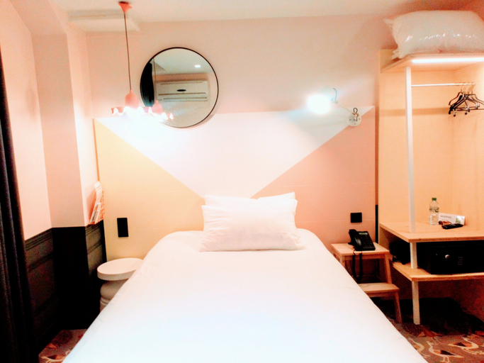 Bedroom 4, ibis Styles Paris Gare de l'Est TGV, Paris