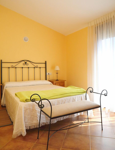 Bedroom 2, Apartamentos Rurales Abelleira, A Coruña