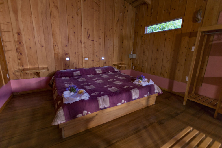 Bedroom 3, Toucanet Lodge, Dota