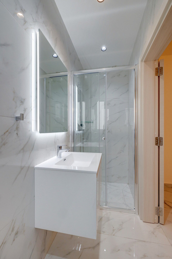 Bathroom 4, Splendid 2BR Apartment in Central St Julian's