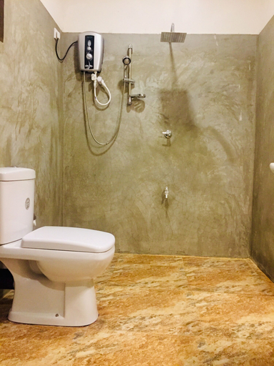 Bathroom 3, Jaye Eco Lodge, Palugaswewa