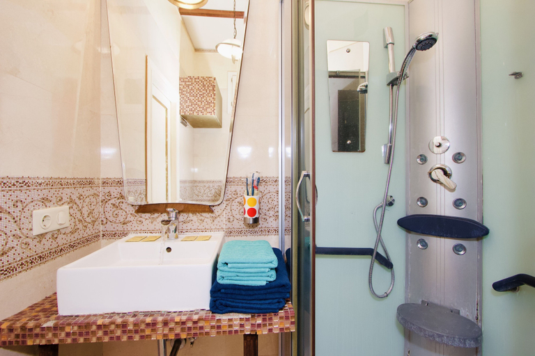 Bathroom 4, LUXKV Apartment on Teterenskiy, Central