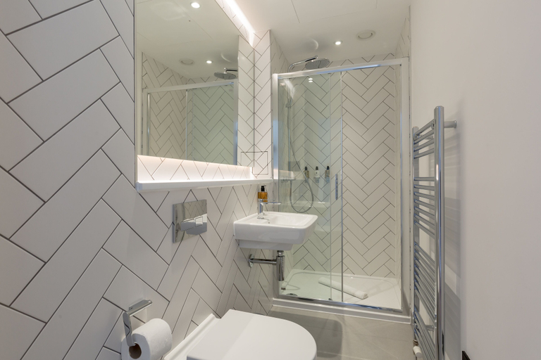 Bathroom 3, Destiny Scotland Market St Apartments, Edinburgh