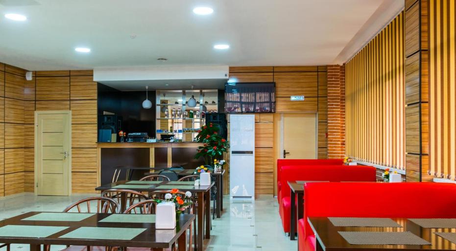 Food & Drinks 5, Union Plaza, Astana City