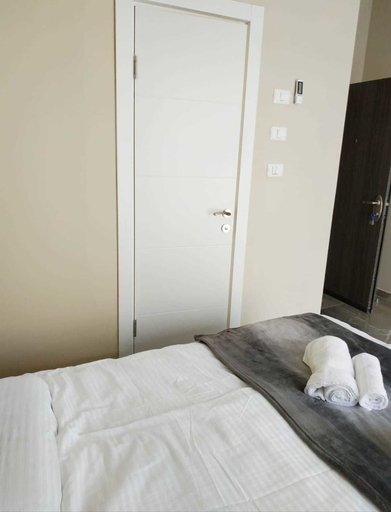 Bedroom 4, WeTour