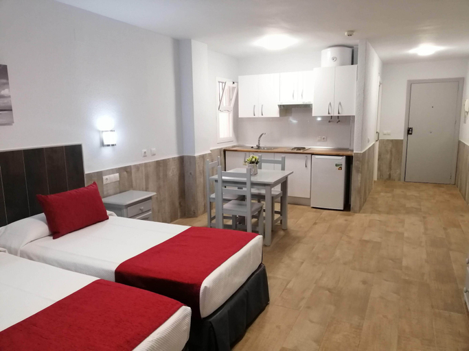 Bedroom 4, Apartamentos Puerta del Sur, Sevilla