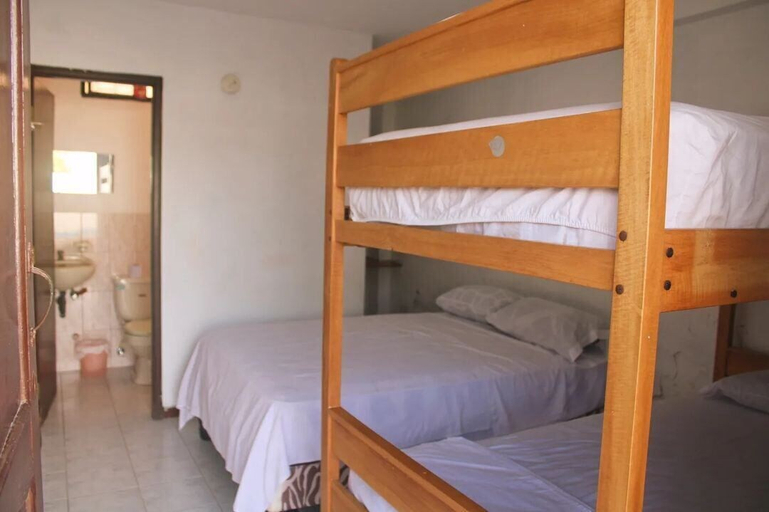Bedroom 5, Hotel Manhattan Salinas Ecuador, Salinas