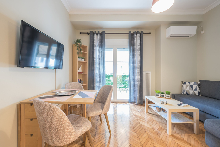 Others 4, Supreme Suite with balcony by Cloudkeys, Attica