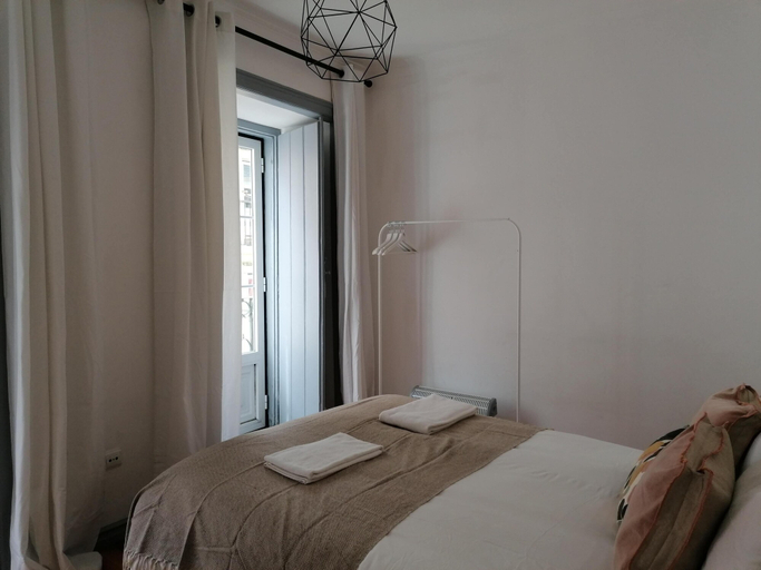 Others, Stunning Apartment With Yard in Alfama, Lisbon