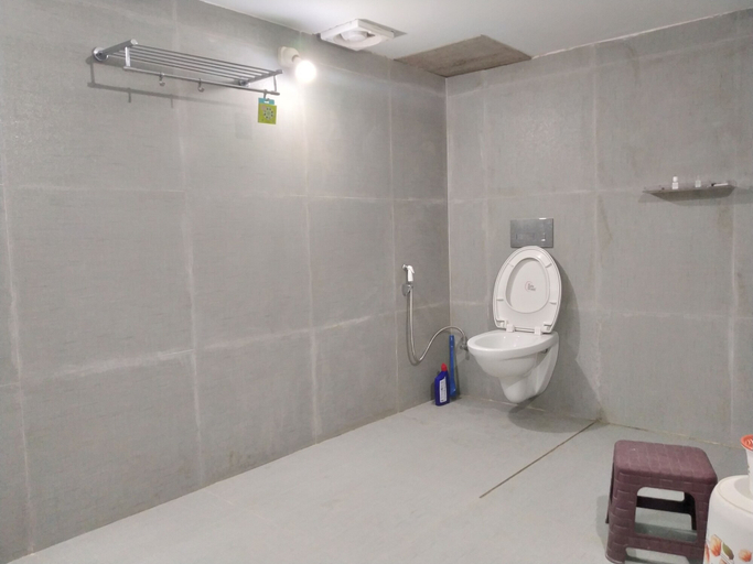 Bathroom 4, Hotel SC Grand, Papum Pare