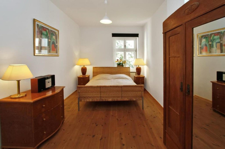 Bedroom 2, Alte Schönhauser - 1 Apartment, Berlin