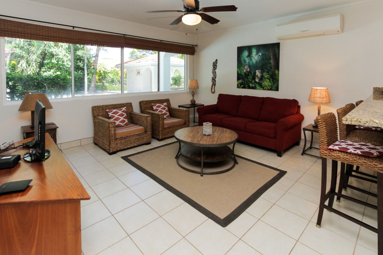 Others 5, Ocean Breeze 11, Carrillo