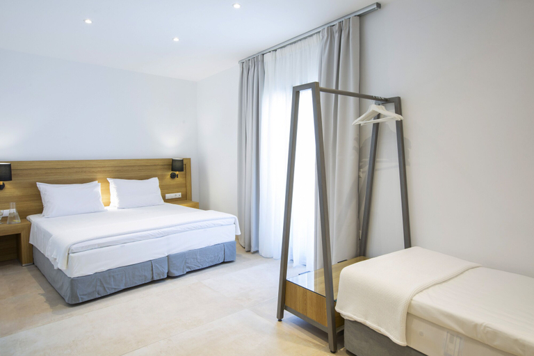 Bedroom 4, Smile Inn, Ionian Islands