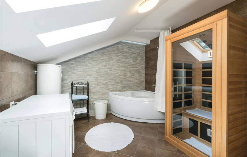Bathroom 3, Awesome Home in Lepajci w/ Sauna, Wifi and 3 Bedrooms, Sveti Križ Začretje