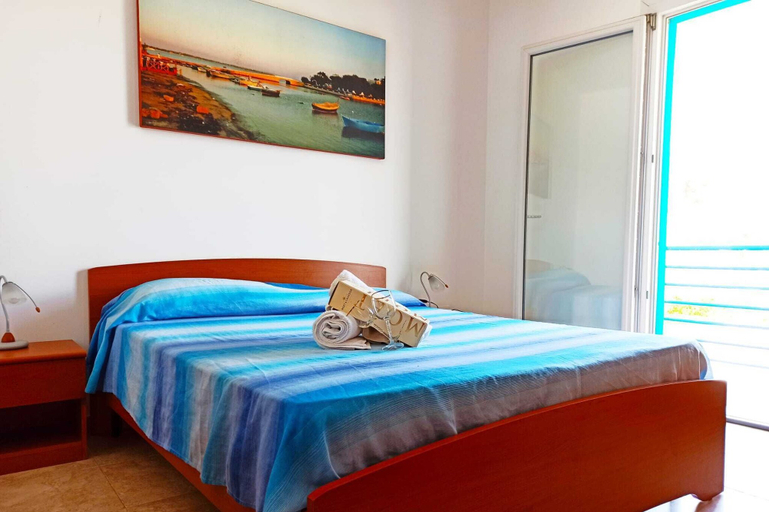 Bedroom 3, Luxury Holiday Home with Swimming Pool in Torre Lapillo, Lecce