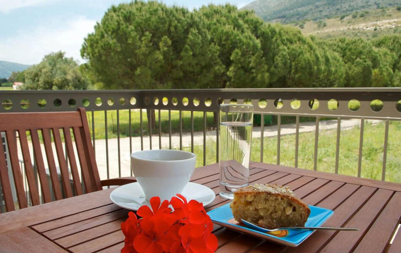 Others 4, G Living 365, Ionian Islands