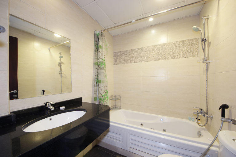 Bathroom 2, Signature Holiday Home-Elite Residence 1, Dubai