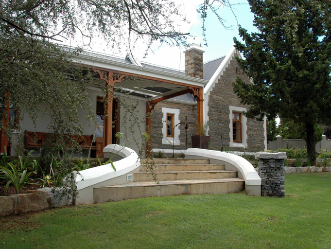 Others 4, St Aidans Guest Cottage, Cacadu
