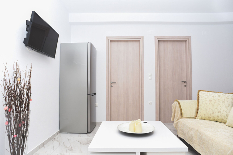 Others 4, Albertos House, Thessaly