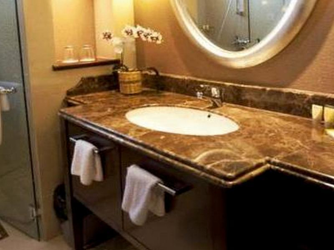 Bathroom 6