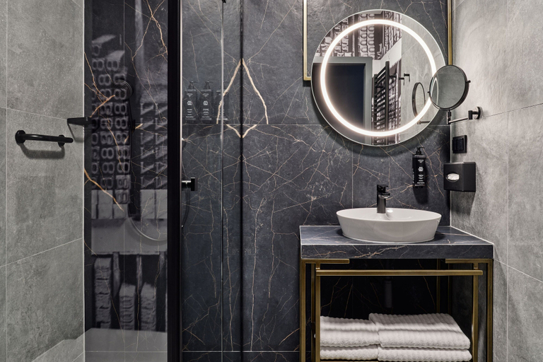 Bathroom 4, Garamond, a Tribute Portfolio Hotel, Krakow Old Town, Kraków City