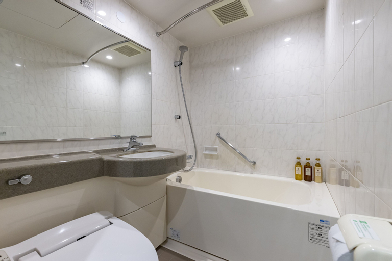 Bathroom 3