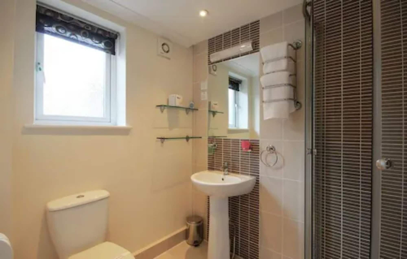 Bathroom 3, Revado Hotel, Norwich City Centre, Norfolk
