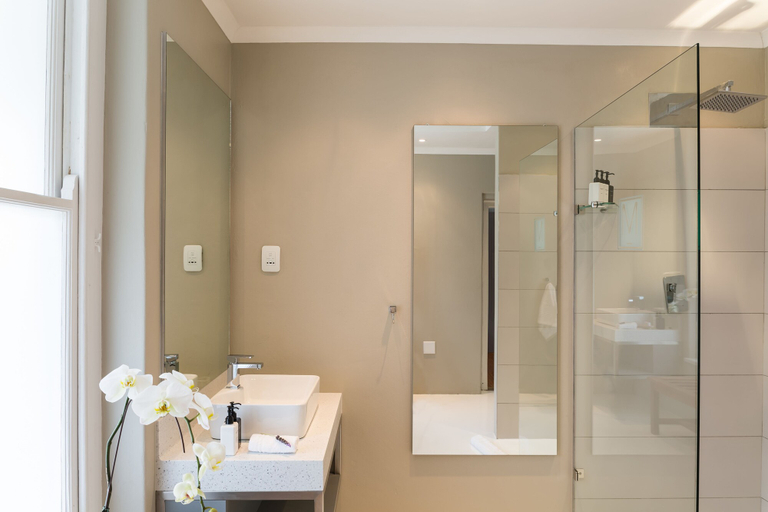 Bathroom 4, Macaron Boutique Guest House, Cape Winelands