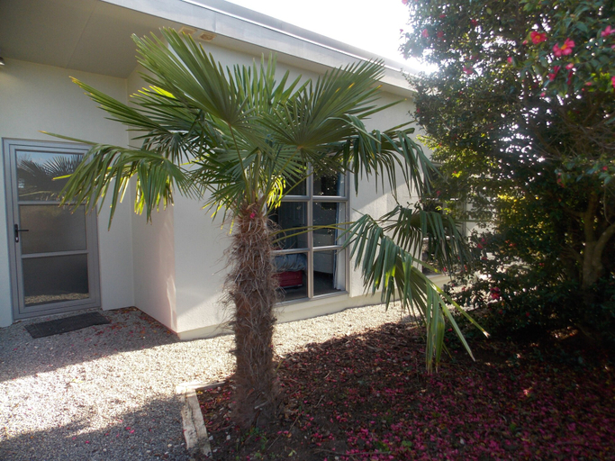 Exterior & Views 2, De Vine Martinborough 26 Cologne St, South Wairarapa