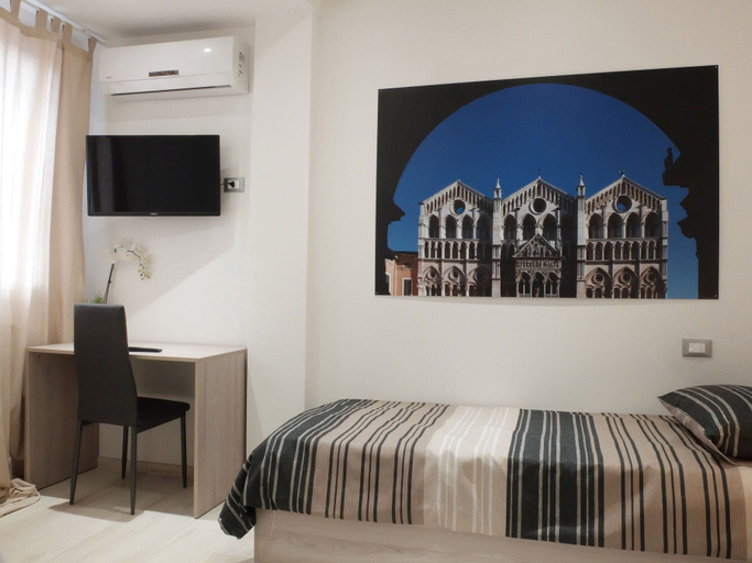 Bedroom 3, Centro Storico Rooms, Ferrara