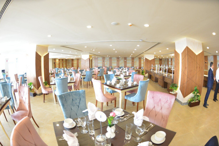 Food & Drinks 5, Golden jewel hotel, Alexandria