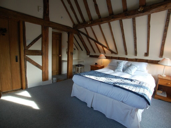 Bedroom 2, Falcon Inn, Buckinghamshire