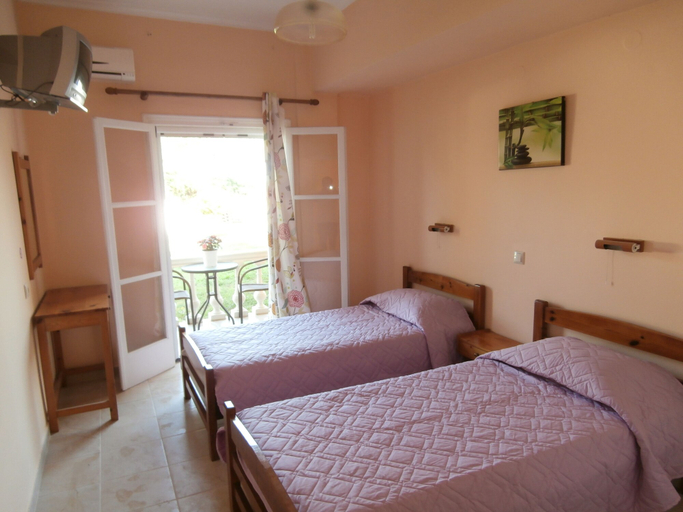 Bedroom 5, River Studios & Apartments, Ionian Islands