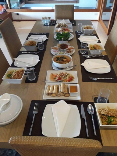 Food & Drinks, Villa Malisa, Pulau Phuket
