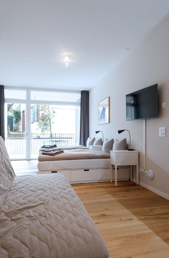 Room 3, BS Hodler I - Marktplatz Hitrental Apartment, Basel