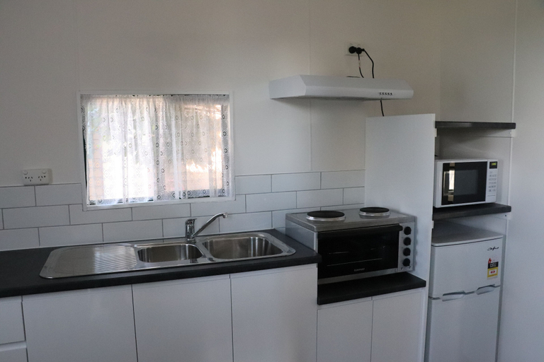 Others 5, Snug Beach Cabin And Caravan Park, Kingborough