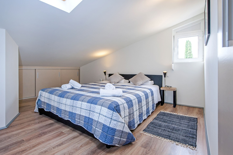 Bedroom 3, Lakovich Sea View Apartments, Rovinj