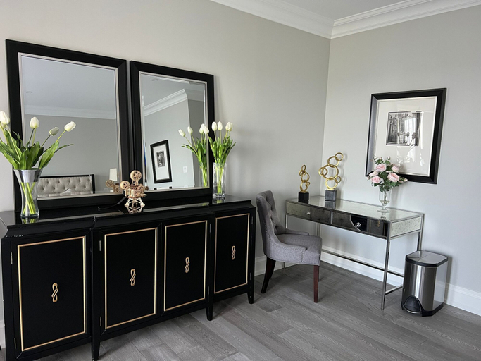 Others 4, New Waterfront Mansion by Simply Comfort, Simcoe