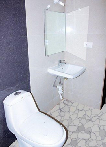 Bathroom 3, La Conceicao, North Goa