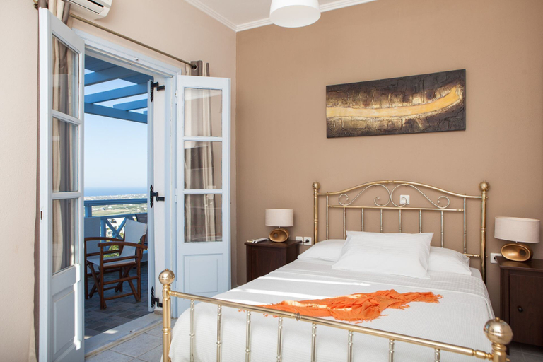 Bedroom 4, Luna Rossa, South Aegean