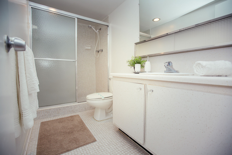 Bathroom, Sunny Isles Suites, Miami-Dade