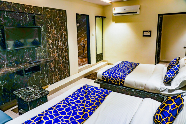 Bedroom 3, Hotel Privilege Villa, Ahmadabad
